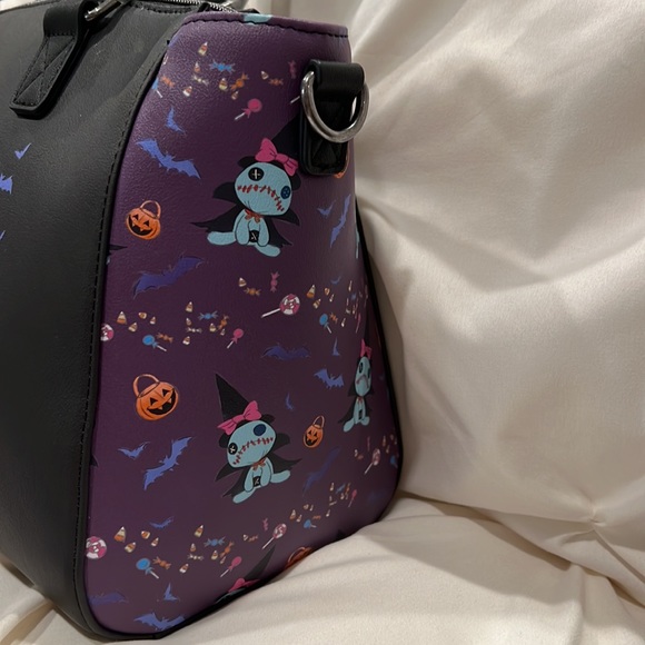 Loungefly X Disney Lilo & Stitch Halloween Scrump & Stitch Satchel Bag NWT 🦇🎃 - Picture 5 of 9